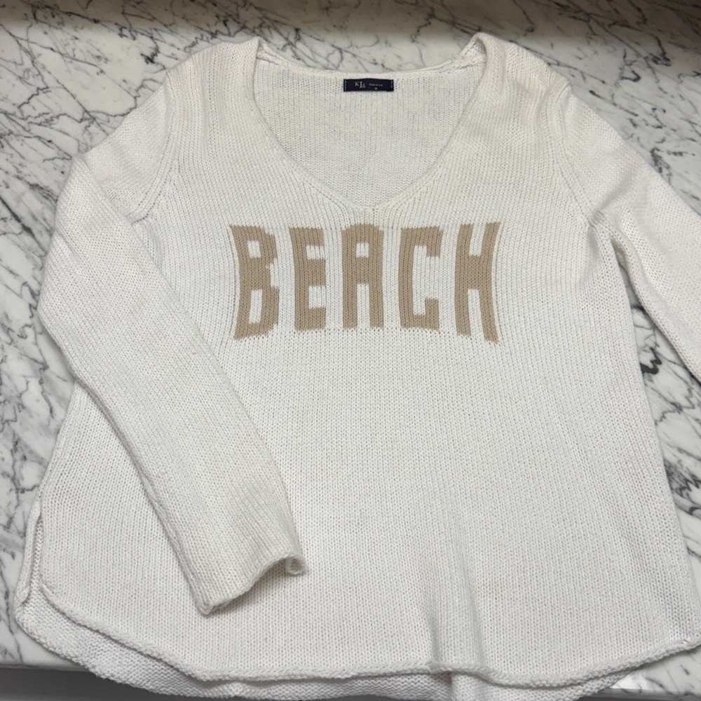 K & L Beach Knit V-Neck Pullover - white